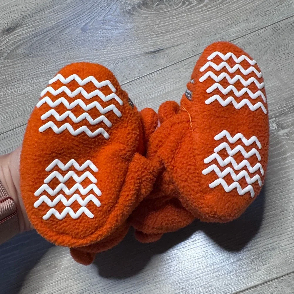 Hudson Baby Orange Tiger Fleece Booties 0-6M Hook and Loop Non-Slip